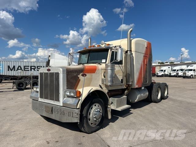 Peterbilt 379 Trekkers