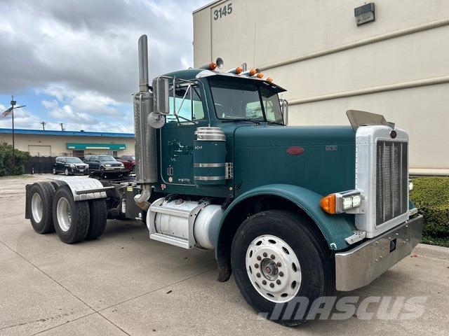 Peterbilt 379 Trekkers