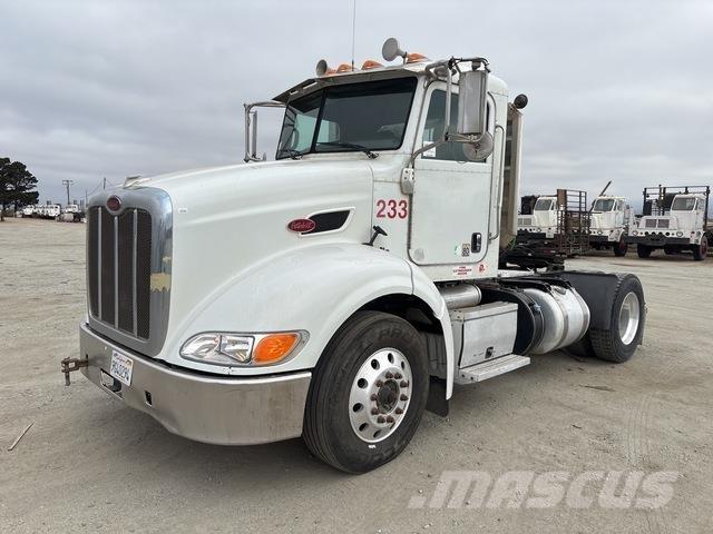 Peterbilt 384 Trekkers