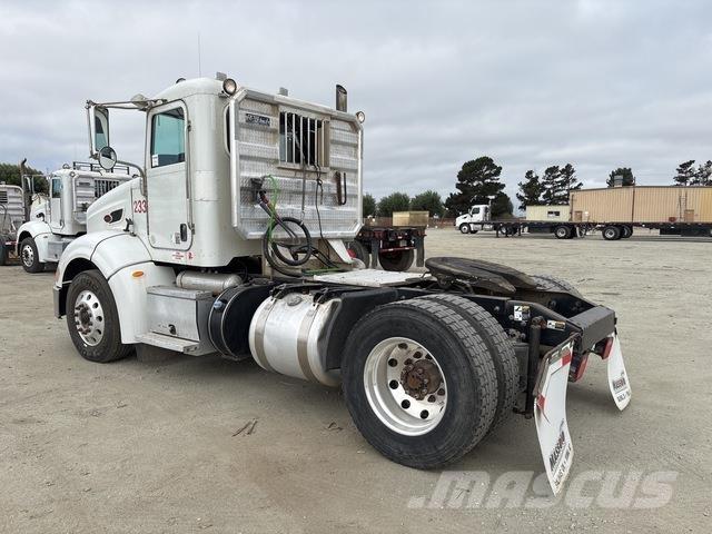 Peterbilt 384 Trekkers