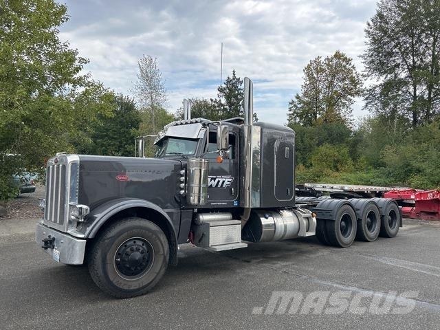 Peterbilt 389 Trekkers