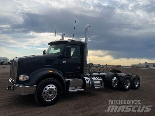 Peterbilt 567 Trekkers
