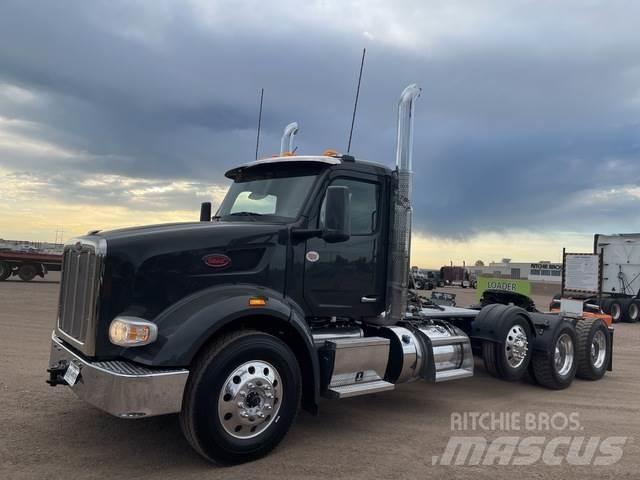 Peterbilt 567 Trekkers
