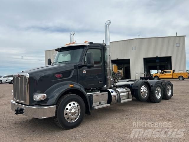 Peterbilt 567 Trekkers