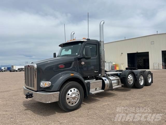 Peterbilt 567 Trekkers