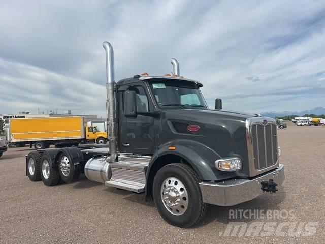 Peterbilt 567 Trekkers