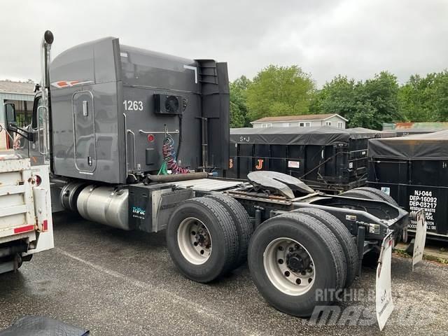 Peterbilt 567 Trekkers