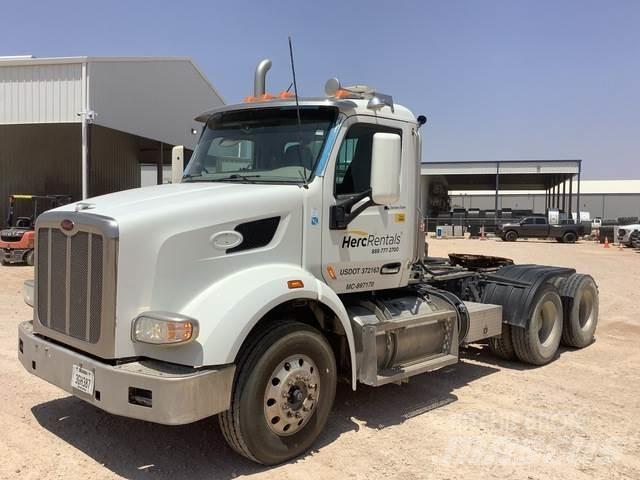 Peterbilt 567 Trekkers