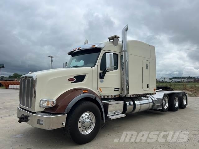 Peterbilt 567 Trekkers