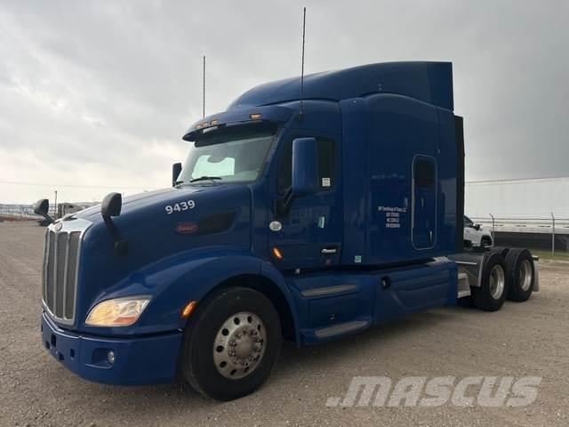 Peterbilt 579 Trekkers