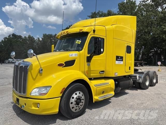Peterbilt 579 Trekkers