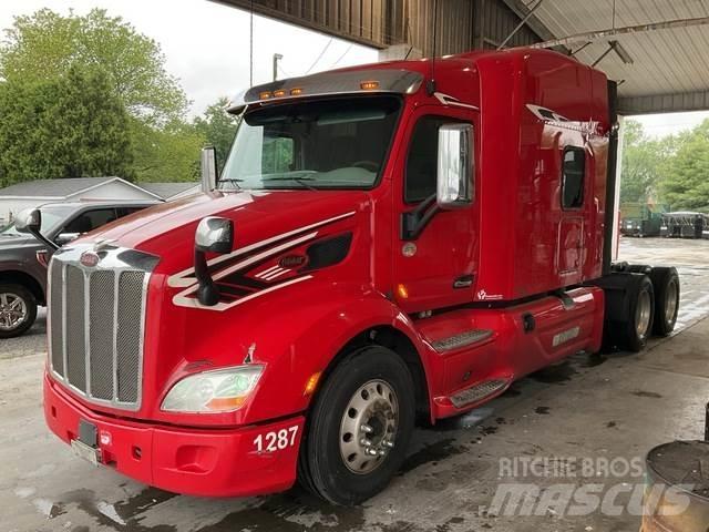 Peterbilt 579 Trekkers