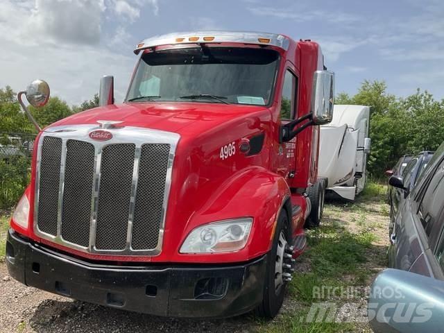 Peterbilt 579 Trekkers