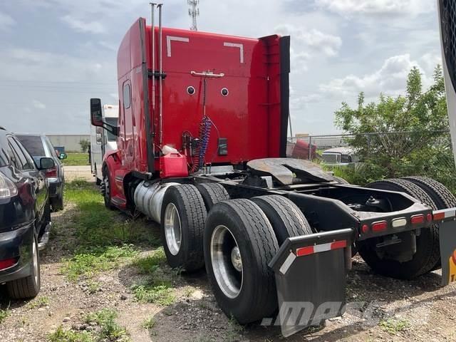Peterbilt 579 Trekkers