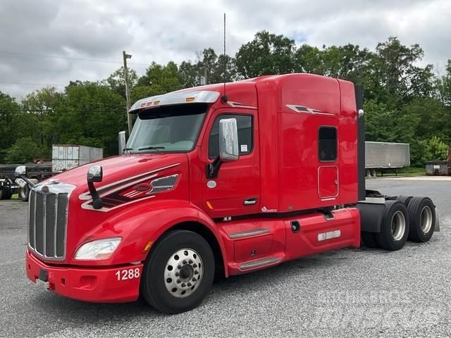 Peterbilt 579 Trekkers