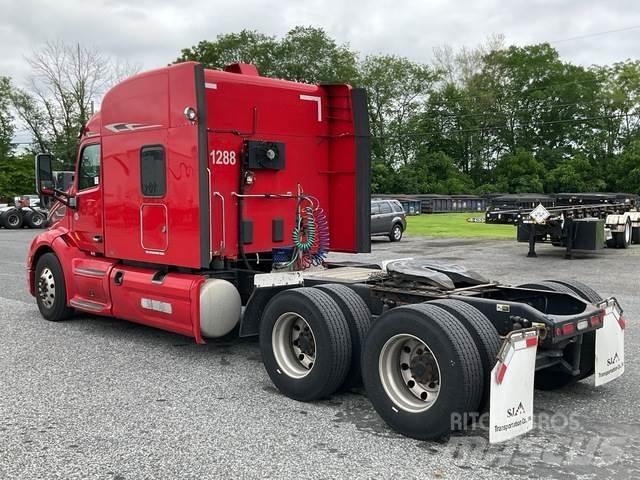 Peterbilt 579 Trekkers