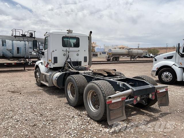 Peterbilt 579 Trekkers