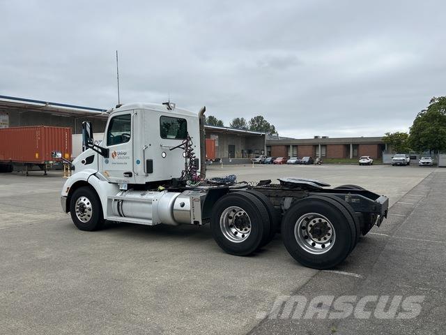 Peterbilt 579 Trekkers