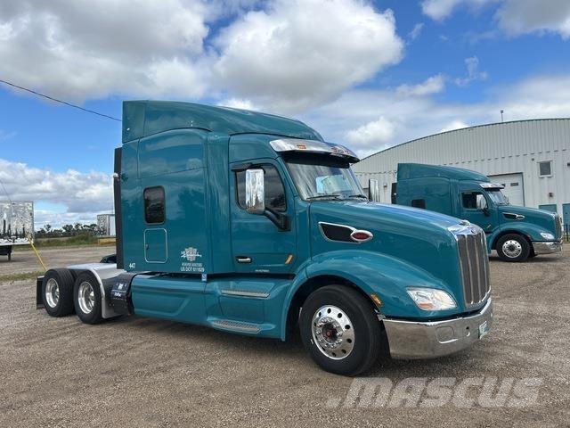 Peterbilt 579 Trekkers