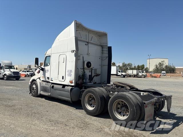Peterbilt 579 Trekkers