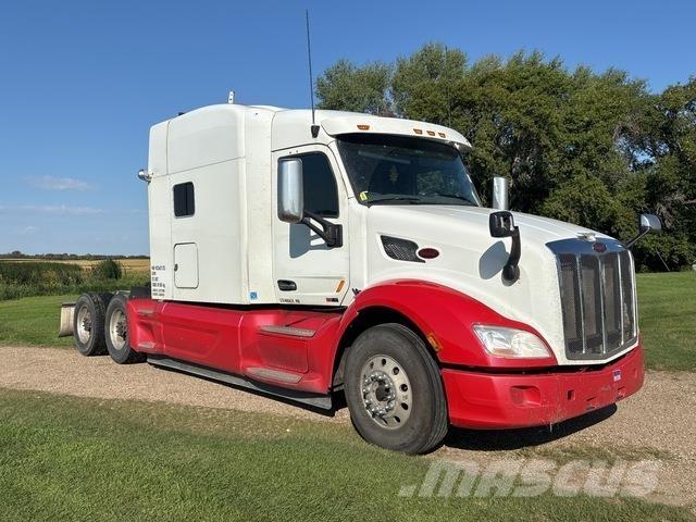 Peterbilt 579 Trekkers