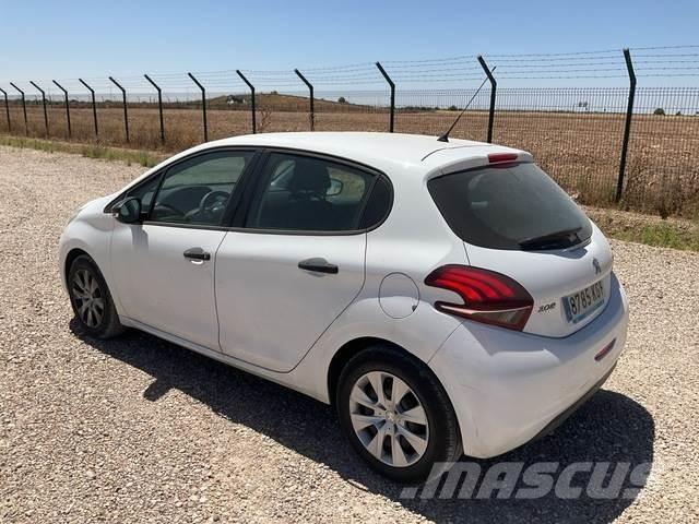 Peugeot 208 Auto's