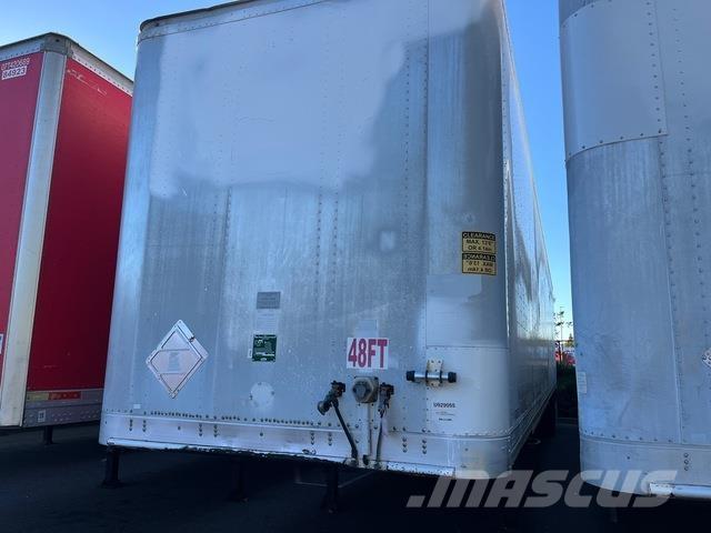  Pines Gesloten opbouw trailers