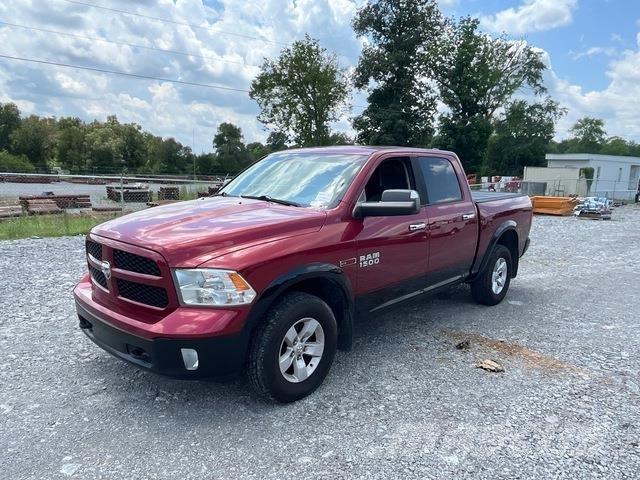 RAM 1500 Bestelwagens met open laadbak