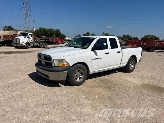 RAM 1500 Bestelwagens met open laadbak
