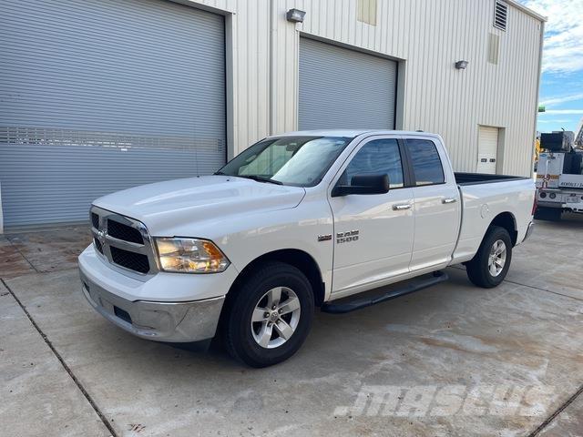 RAM 1500 Bestelwagens met open laadbak