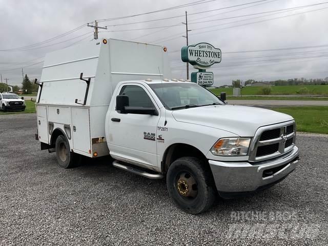 RAM 3500 Bestelwagens met open laadbak
