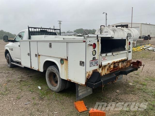 RAM 3500 Bestelwagens met open laadbak