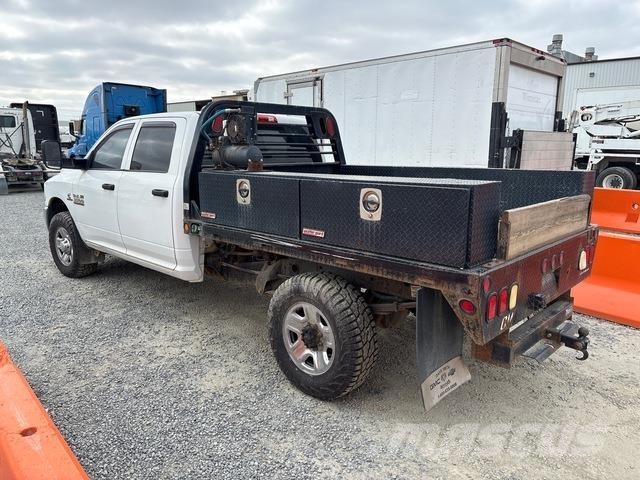 RAM 3500 Platte bakwagens