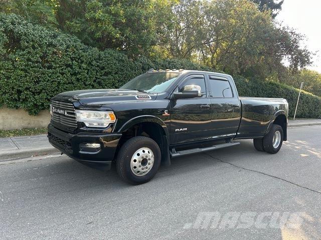 RAM 3500 Bestelwagens met open laadbak