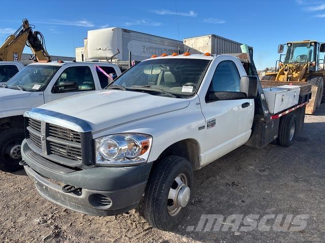 RAM 3500 Platte bakwagens