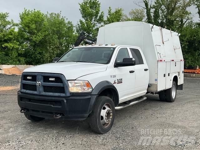 RAM 4500 Bestelwagens met open laadbak