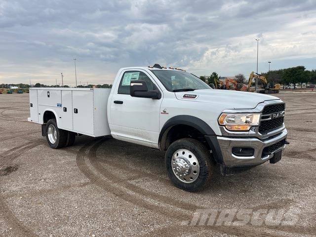 RAM 4500 Bestelwagens met open laadbak