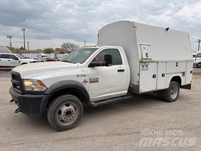 RAM 5500 Bestelwagens met open laadbak
