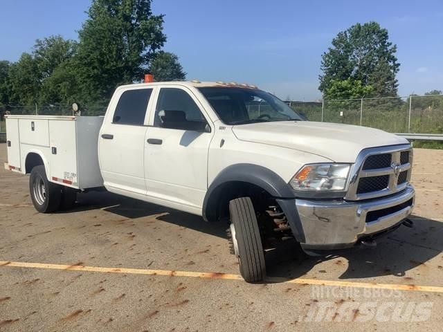 RAM 5500 Bestelwagens met open laadbak