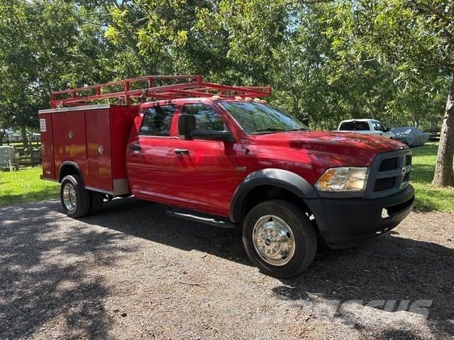 RAM 5500 Bestelwagens met open laadbak