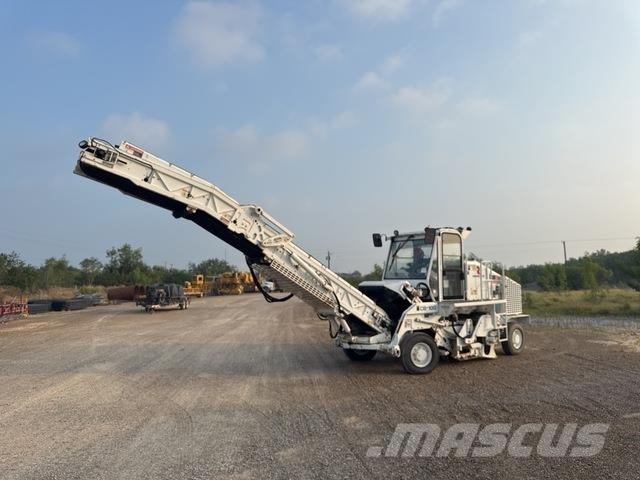 Roadtec CB-100 Asfalteermachine accessoires