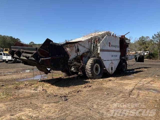 Roadtec SB2500 Materiaal transport voertuigen