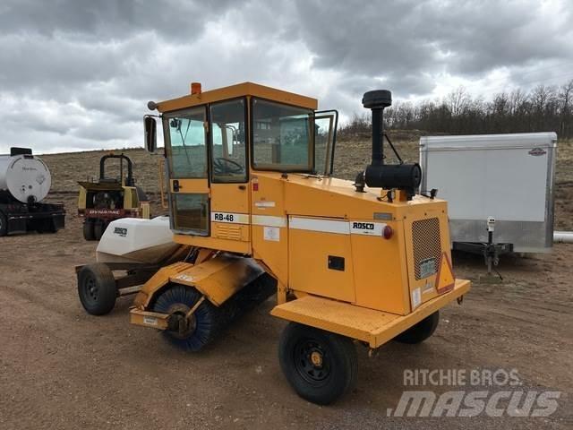 Rosco RB-48 Veegmachines voor binnen