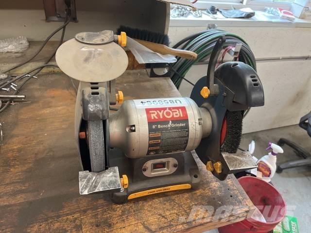  Ryobi BGH827 Frezen / Slijpmachines