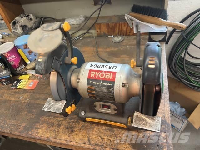  Ryobi BGH827 Frezen / Slijpmachines