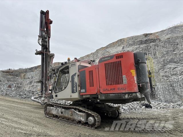 Sandvik DX800R Surface drill rigs