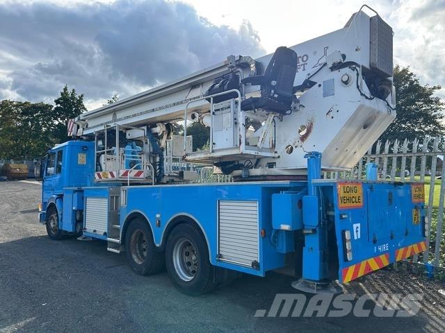 Scania P113ML Auto hoogwerkers