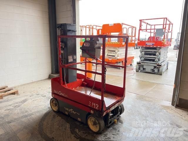 SkyJack SJ12 Personenliften en invalideliften