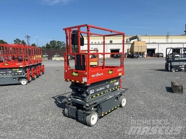 SkyJack SJ3219 Schaarhoogwerkers
