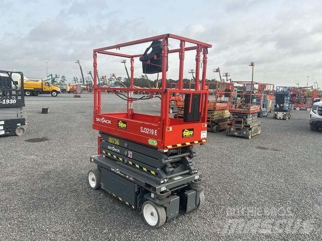 SkyJack SJ3219 Schaarhoogwerkers